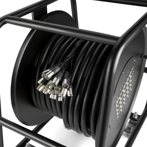 Adam Hall K20C30D Мультикор, 16х4,30м.