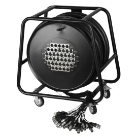 Adam Hall K40C50D Мультикор, 32х8,50м.