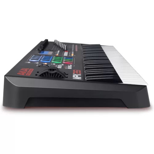 Akai MPK261 MIDI-клавиатура