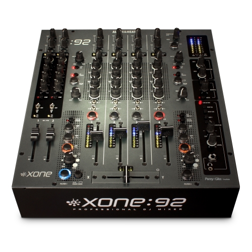 Allen & Heath Xone:92 6-канальный DJ-микшер