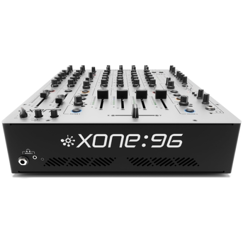 Allen & Heath Xone:96 8-канальный DJ-микшер