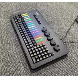 Amixled GM2 COLOR FADER Консоль световая, 6 DMX выходов