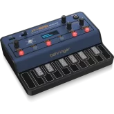 Behringer JT-4000 Micro 4-голосый портативный синтезатор