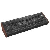 Behringer Kobol Expander Аналоговый синтезатор