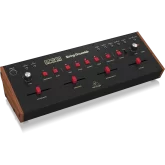 Behringer Solina String Ensemble Аналоговый стрингс-синтезатор