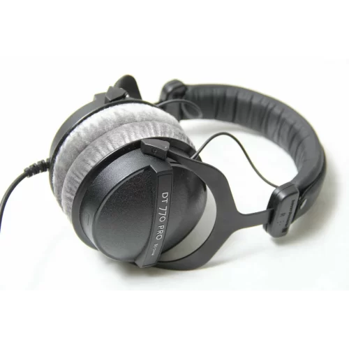 Beyerdynamic DT 770 PRO 80 ohms Закрытые наушники