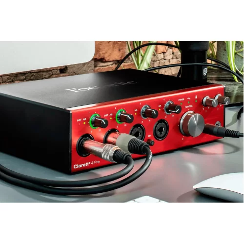 Focusrite Clarett+ 4Pre Аудиоинтерфейс USB, 18x8