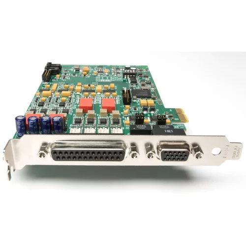 Lynx Studio E44 Аудиоинтерфейс PCIe, 4х4