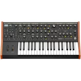 Moog Sub 37 Аналоговый синтезатор