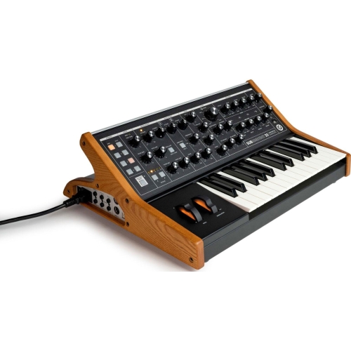 Moog Subsequent 25 Аналоговый синтезатор