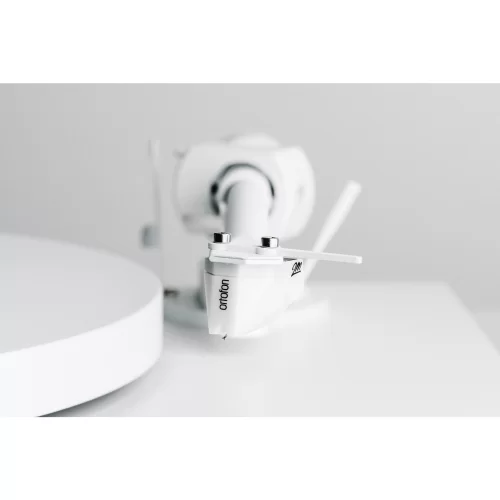 Pro-Ject Debut PRO White Проигрыватель виниловых дисков