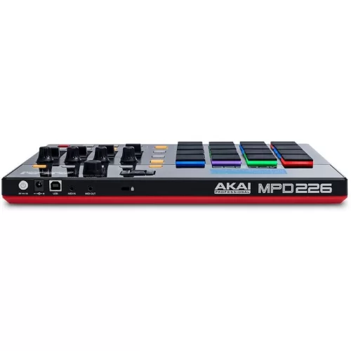 Akai MPD226 MIDI-контроллер