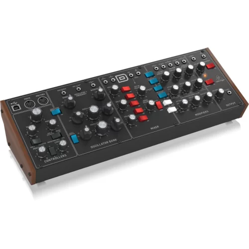 Behringer Model D Монофонический аналоговый синтезатор