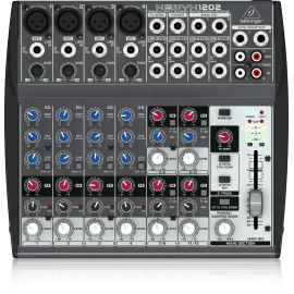 Behringer 1202 12-канальный аналоговый микшер