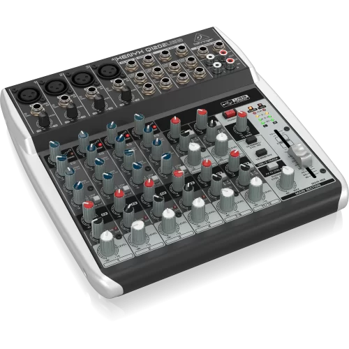 Behringer Q1202USB 12-канальный аналоговый микшер