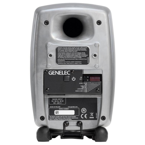 Genelec 8020DRwM Студийный монитор, 4"