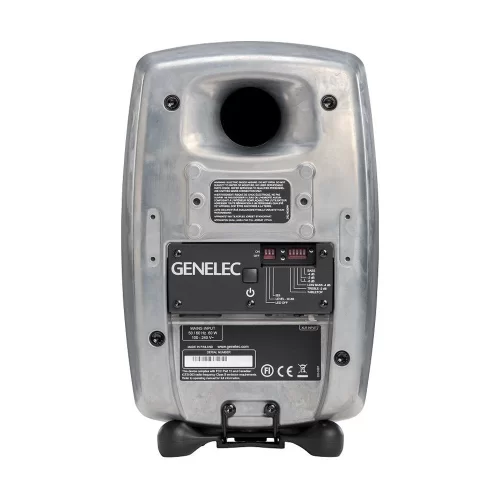 Genelec 8030CRw Студийный монитор, 5"