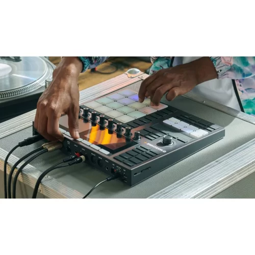 Native Instruments Maschine + Грувбокс