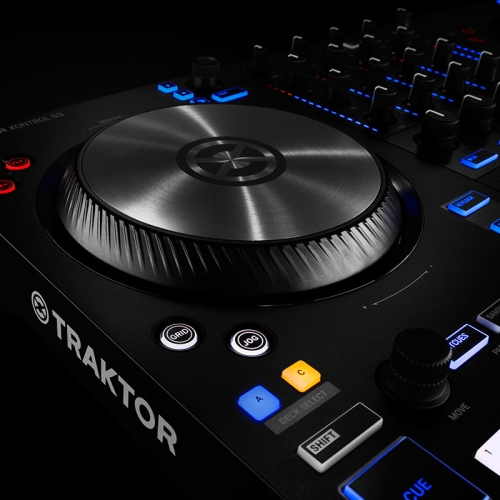 Native Instruments Traktor Kontrol S3 Програмно-аппаратный комплекс