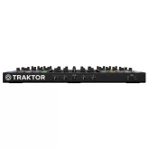 Native Instruments Traktor Kontrol S8 Програмно-аппаратный комплекс