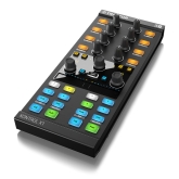 Native Instruments Traktor Kontrol X1 Mk2 DJ контроллер для работы с ПО NI Traktor