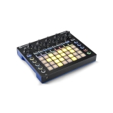 Novation Circuit Грувбокс