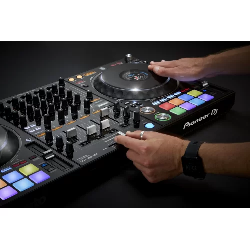 Pioneer DDJ-1000SRT DJ-контроллер