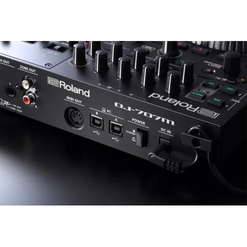 Roland DJ-707M DJ-контроллер