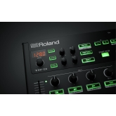 Roland DJ-808 DJ-контроллер