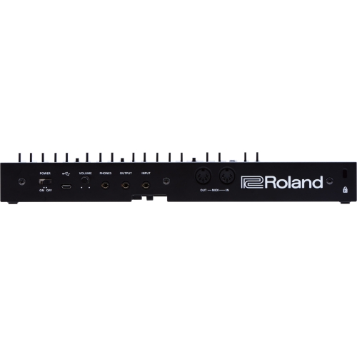 Roland JU-06 Синтезатор