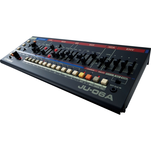 Roland JU-06A 4-голосный полифонический синтезатор