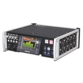 Tascam HS-P82 8-канальный CF-мобильный рекордер