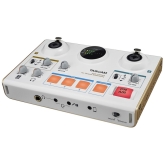 Tascam US-42 Аудиоинтерфейс для интернет-вещания